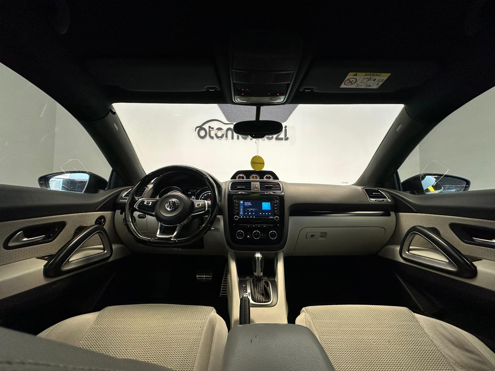 VOLKSWAGEN SCIROCCO 17